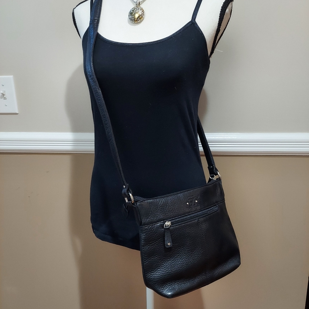 VINTAGE STONE MOUNTAIN SHOULDER BAG. SAMPLE. NWOT.